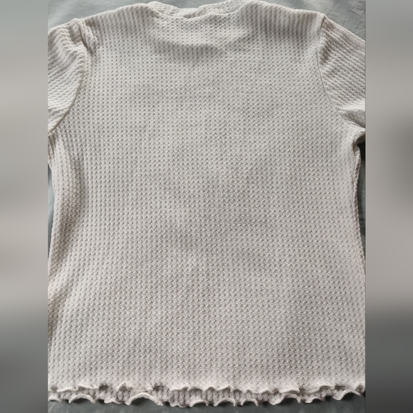 PAPER CRANE Ladies Pullover Top Size Large Short Sleeves Smoke Free Home - Picture 3 of 4